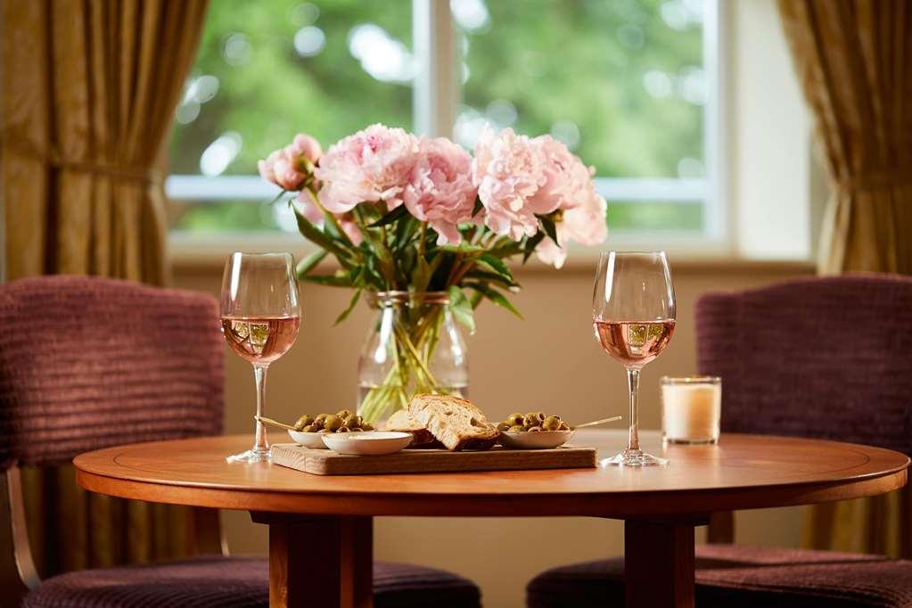 Macdonald Frimley Hall Hotel & Spa Camberley Værelse billede