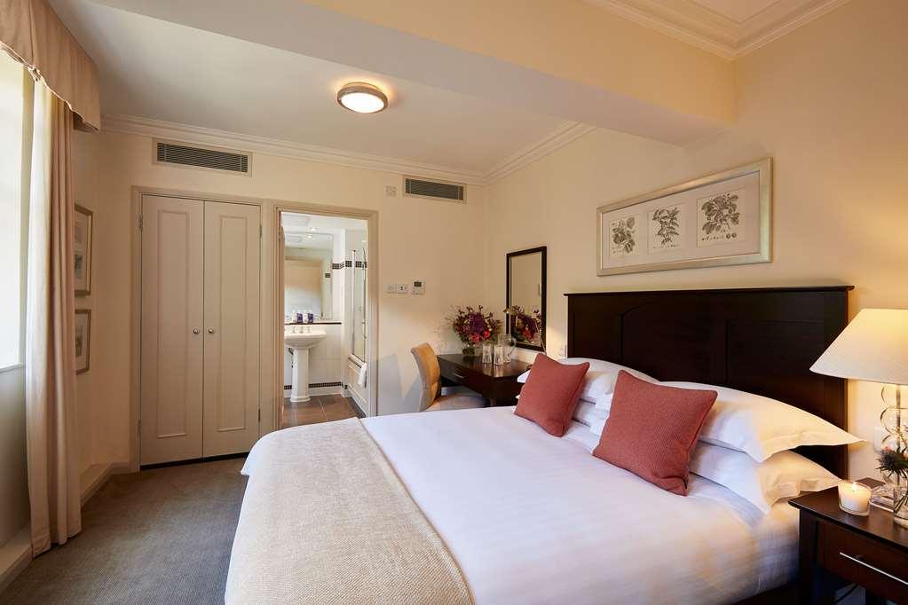 Macdonald Frimley Hall Hotel & Spa Camberley Værelse billede